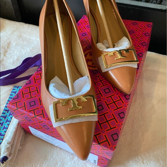 💥LAST ONE💥Tory Burch GIGI Wedge Pumps - Picture 2 of 7